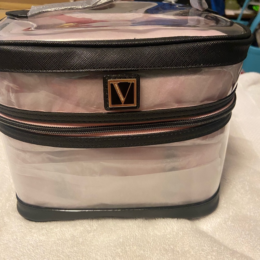 Victoria Secret NWT cosmetic bag